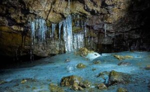 grotte dell'etna